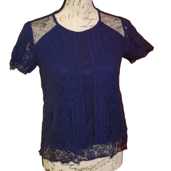 Express Ladies Size Small Navy Blue Lace Short Sleeve Blouse - Picture 1 of 4
